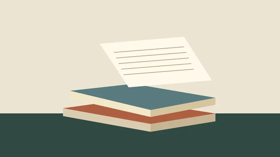 كتب وورقة في تكوين هندسي أصلي، رسم رمزي دون إعادة إنتاج كتب حقيقية.